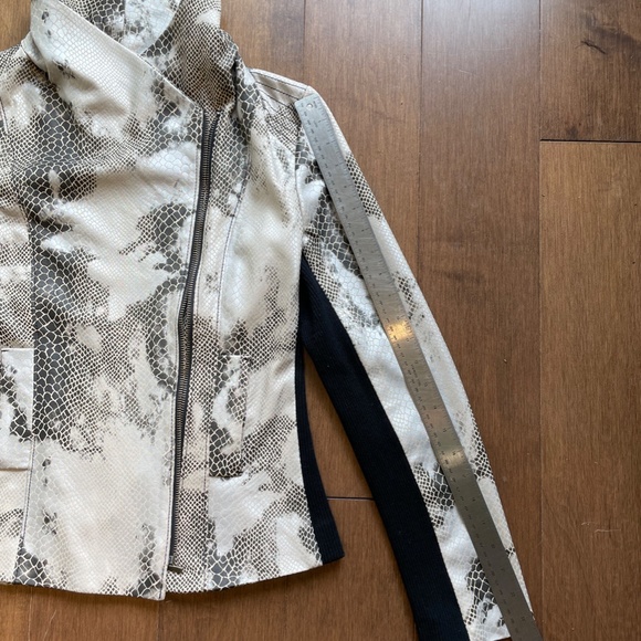 Python Snake Print Jacket Blazer - Picture 1 of 15